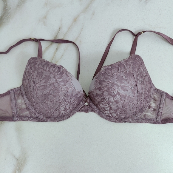 Victoria's Secret Other - Victoria's Secret Dream Angels Purple Lace Lightly Lined Demi Bra, Sz 32B